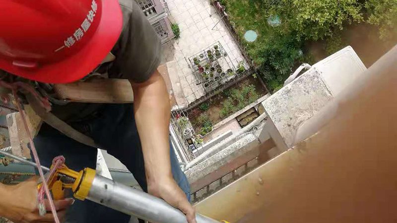 验收规范：确保材料品质与合规性